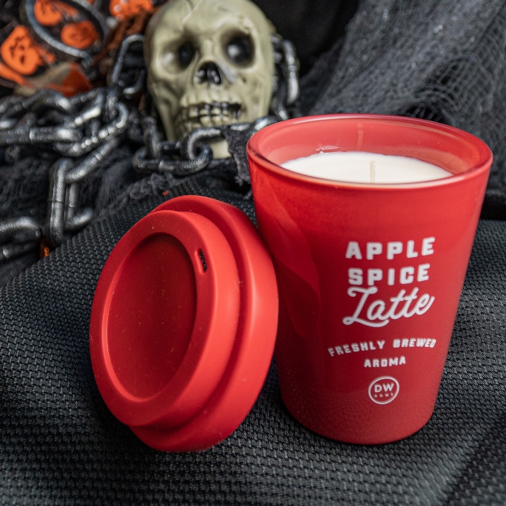🎄DWHome Apple Spice Latte Candle 11.2oz🎄